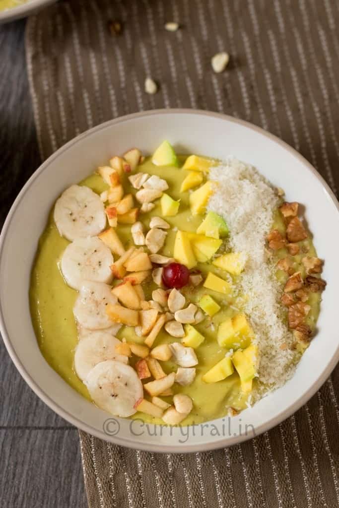 Breakfast Smoothie Bowl