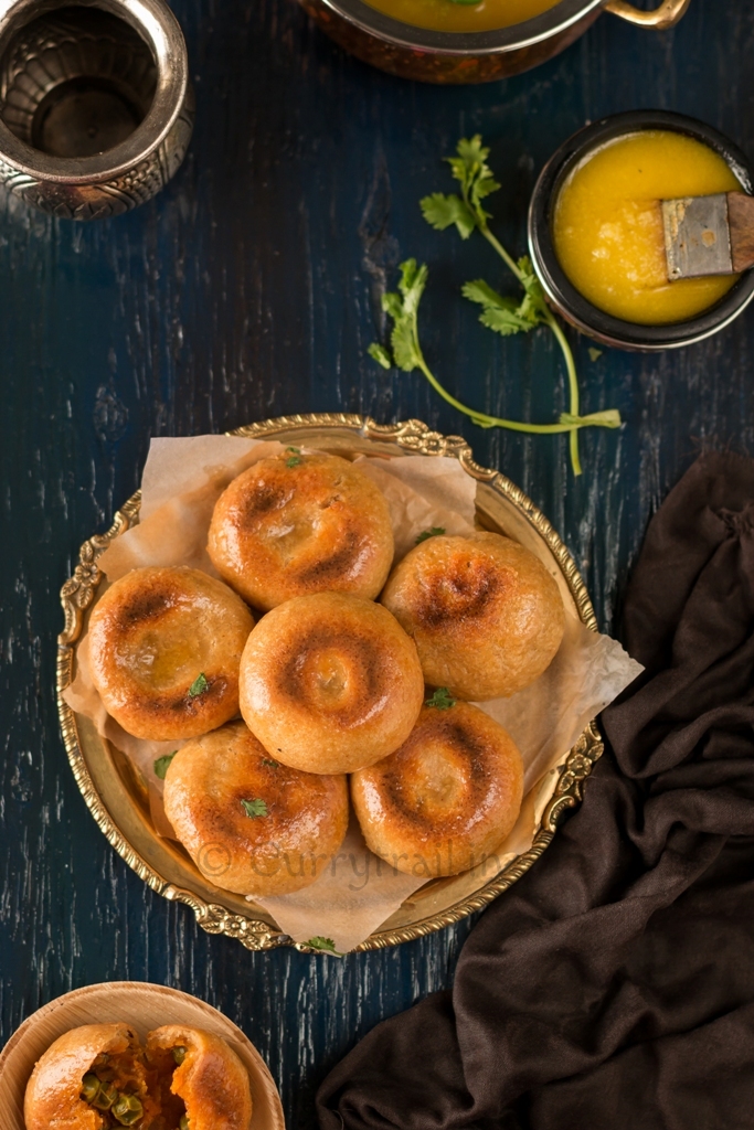 Baked Vivatta Whole Wheat Masala Baati