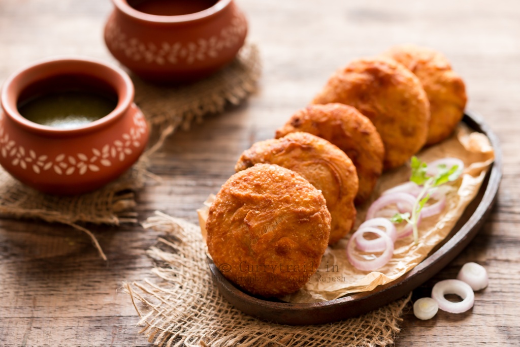 Pyaaz Kachori