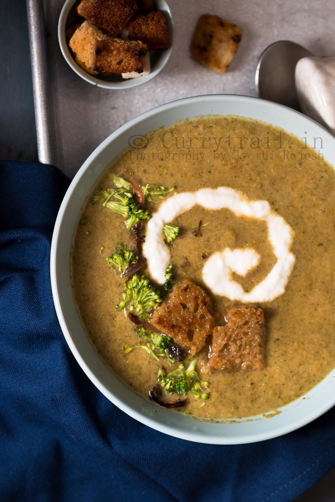 Roasted Broccoli Onion Soup