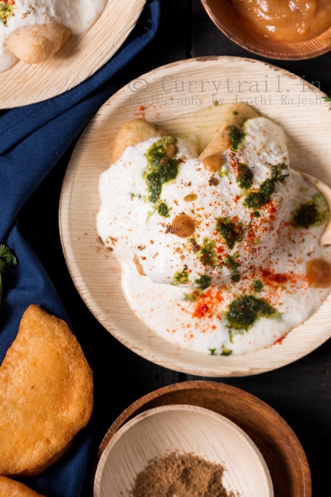 Dahi Gujiya