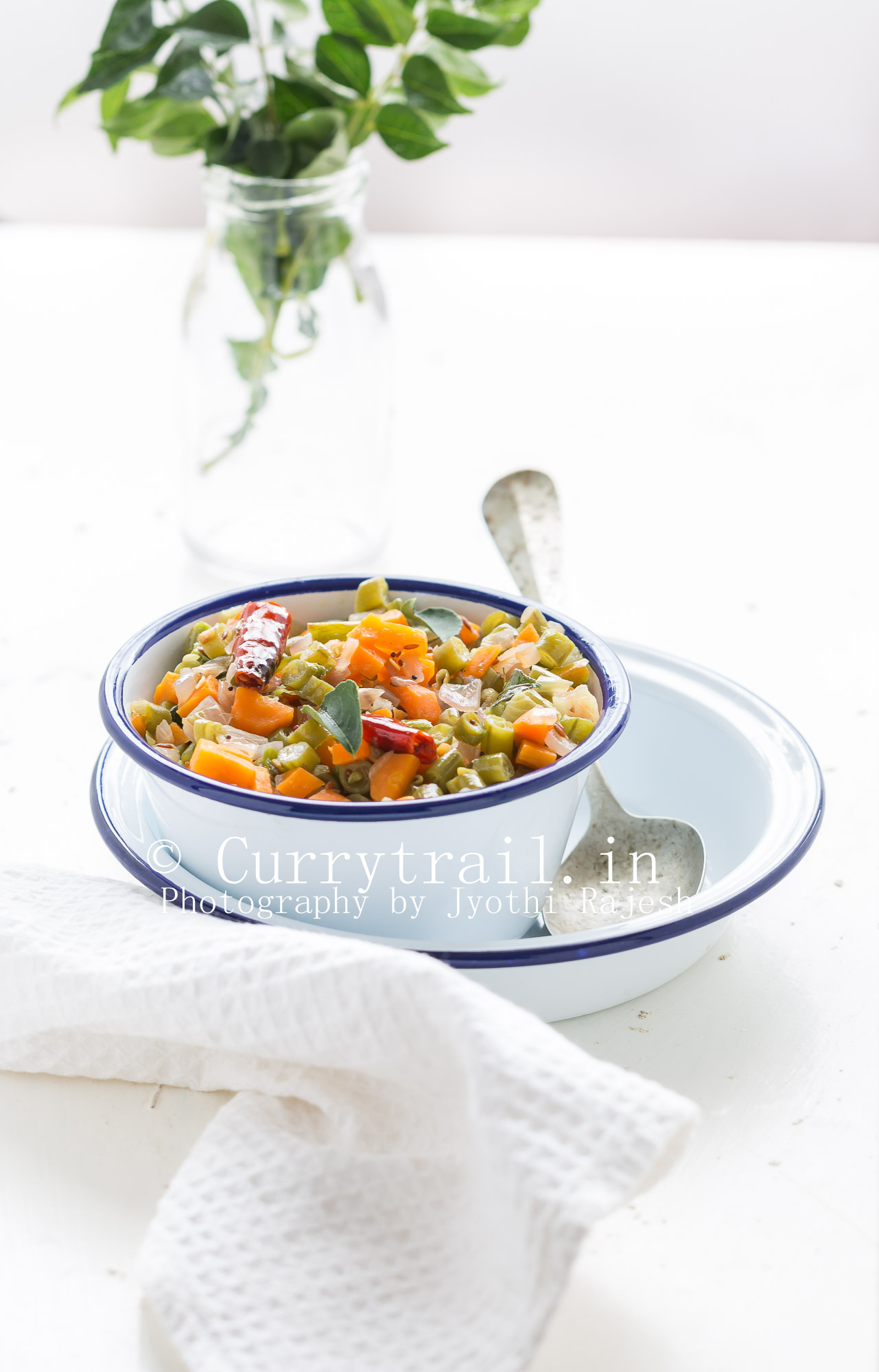 beans carrot poriyal is simple vegetable stir fry side dish popular from South India