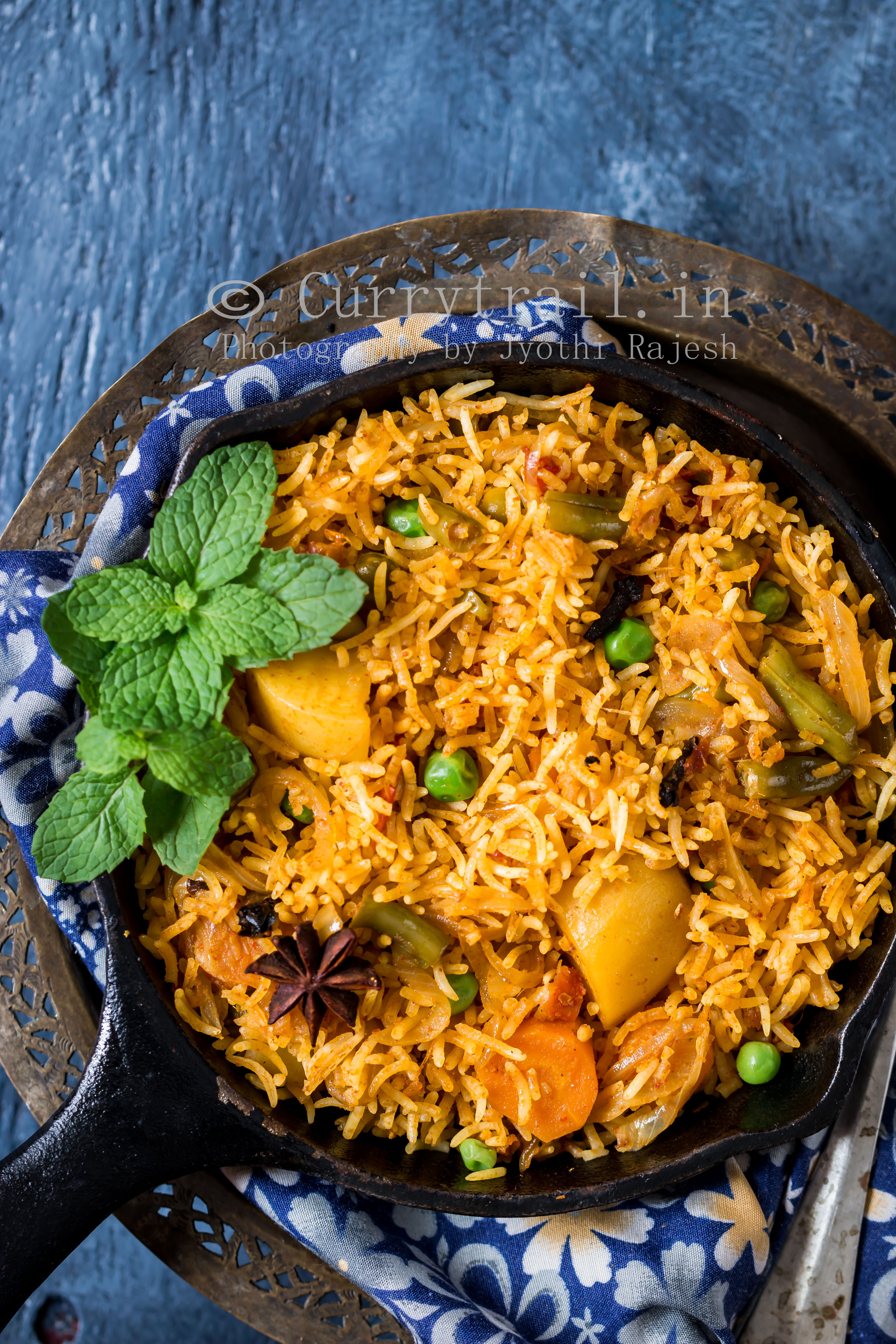 vegetable dum biryani in pan