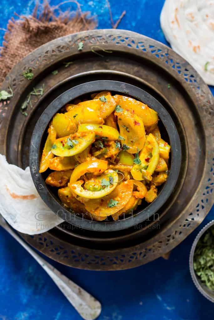 No onion no garlic raw tomato sabzi