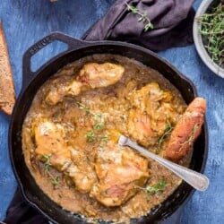 cast iron skillet French onion chicken recipe with crusty bread