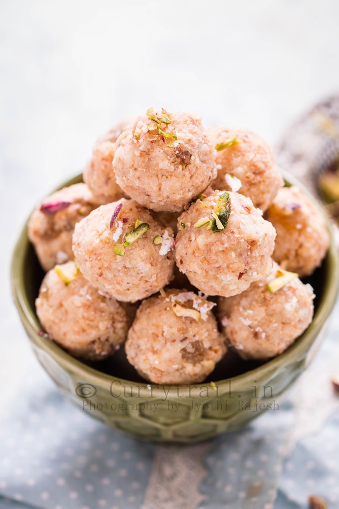 Coconut Khoya Dry Fruit Ladoo_1