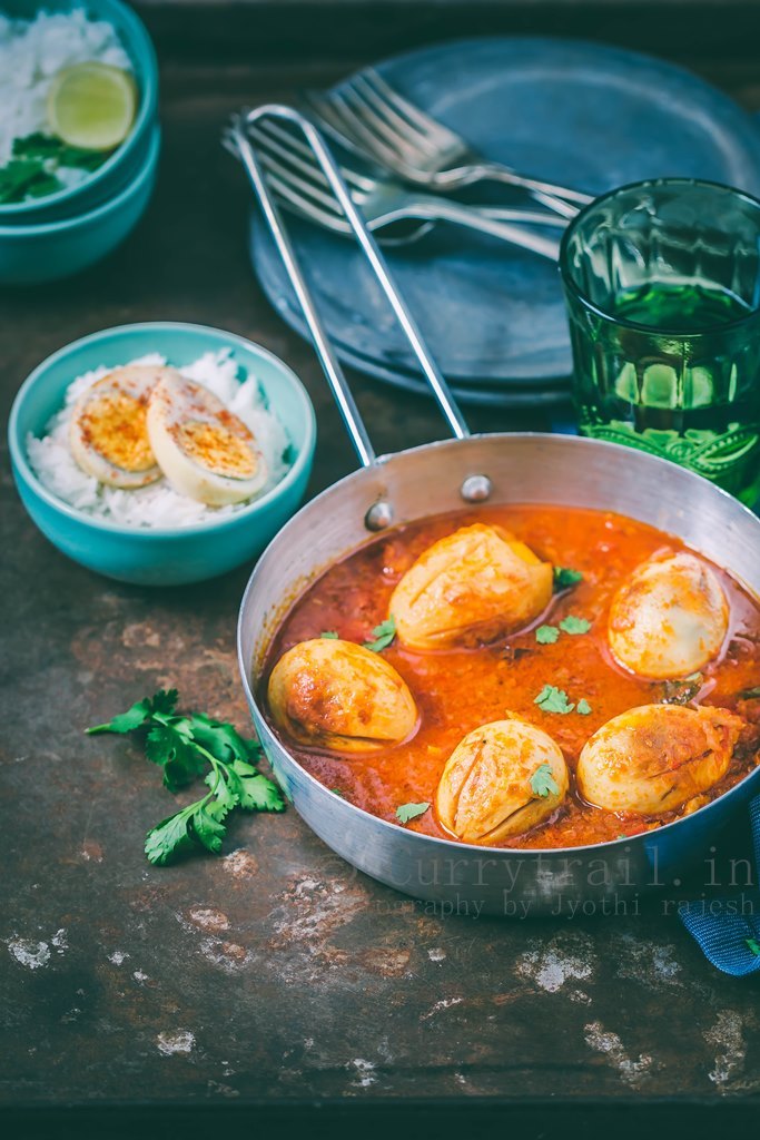 Dhaba Style Punjabi Egg Curry_2