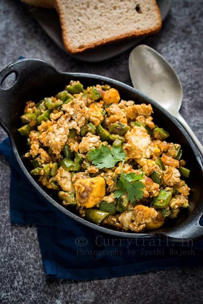 Ridge Gourd With Fried Eggs_2