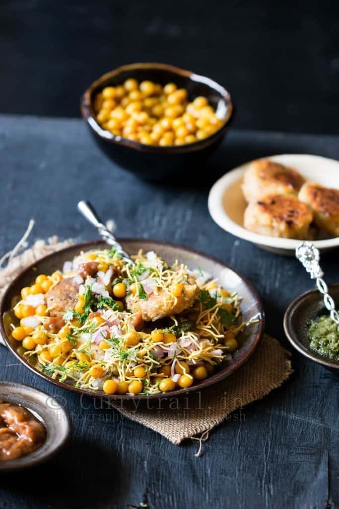 Aloo Tikki Chaat Recipe (Indian Street Food) Curry Trail