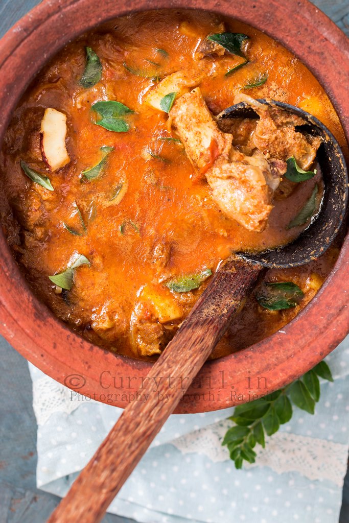 Kerala Varutharacha Mutton Curry_1