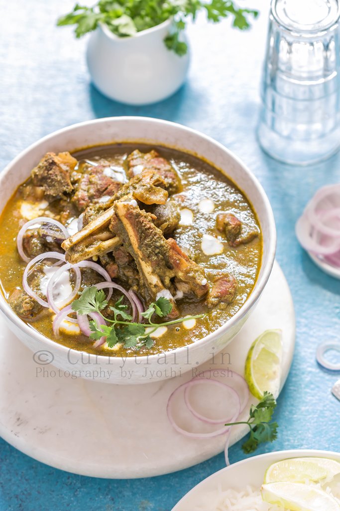 Hariyali Mutton Curry 1