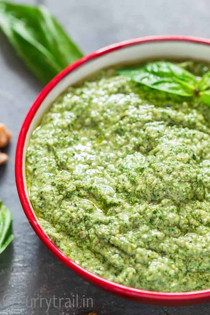 Basil-Walnut-Pesto-7