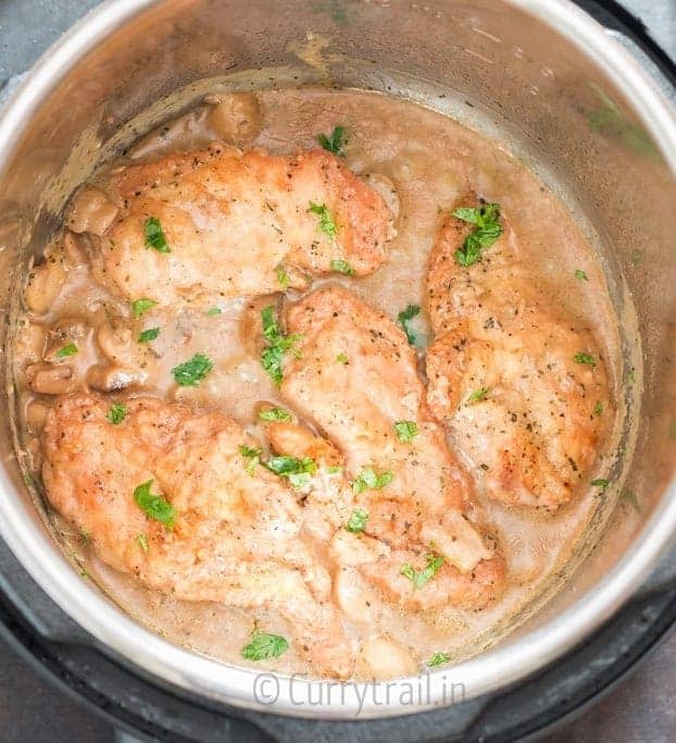 chicken steak in creamy mushrooms sauce in instant pot, instant pot chicken marsala