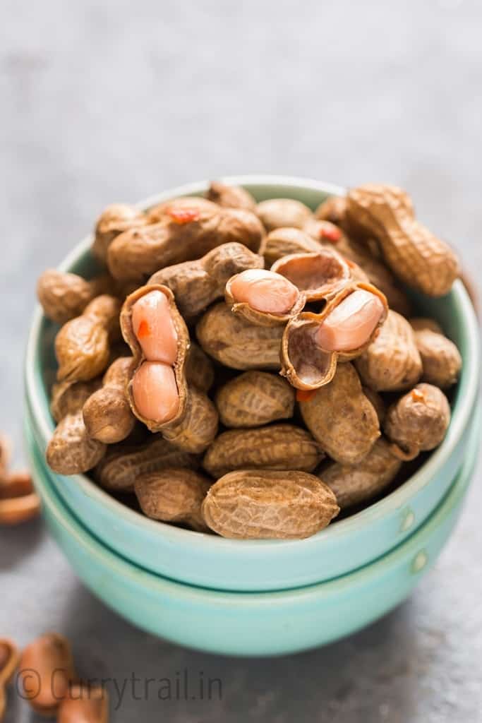 instant pot boiled peanuts served in bowls