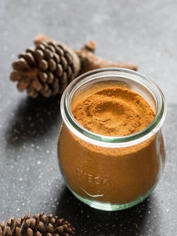 homemade pumpkin pie spice in weck jar