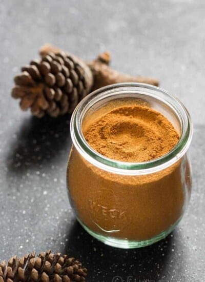 homemade pumpkin pie spice in weck jar