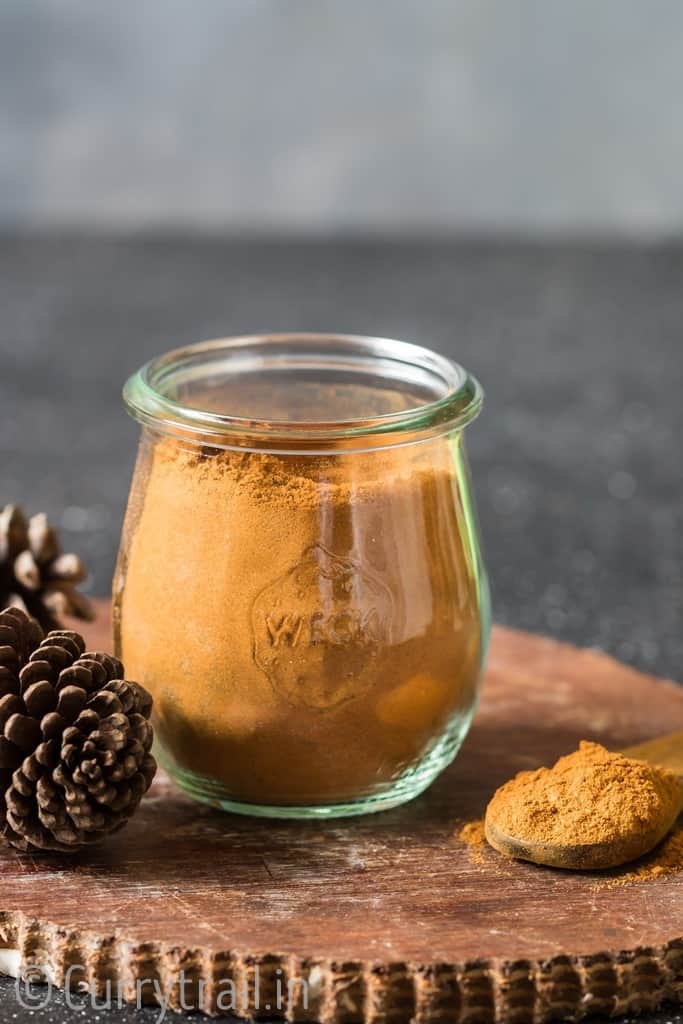 homemade pumpkin pie spice in weck jar