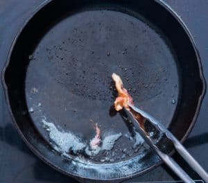 Bacon in cast iron pan