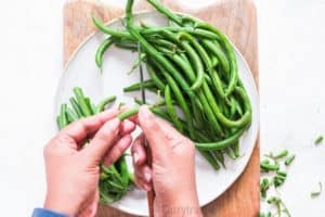 prepping fresh green beans 