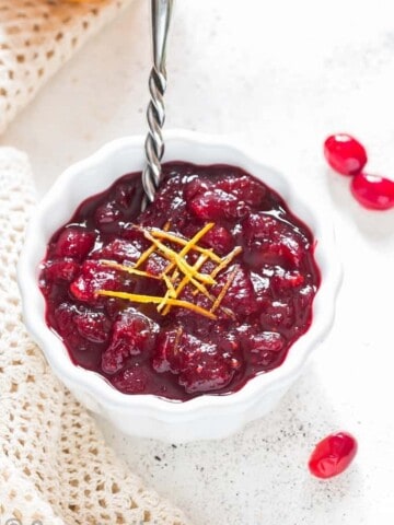 sugar free instant pot cranberry sauce is for those who want healthy, low carb cranberry sauce that is not sugar laden