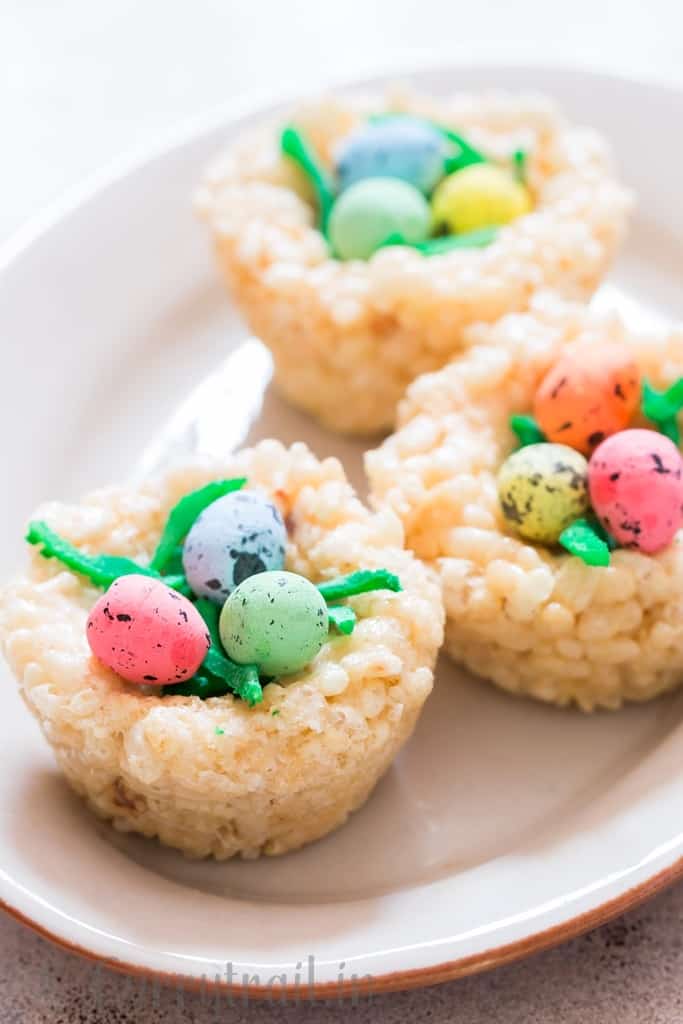 Egg Nests Easter Rice Krispie Treats (Easter Treats) - CurryTrail