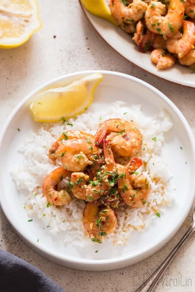 Lemon Garlic Shrimp Recipe (with Pasta or Rice) - CurryTrail