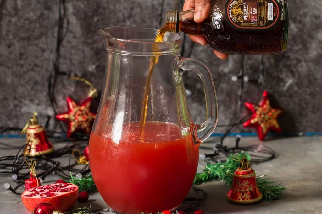 step by step picture on How to make Christmas punch