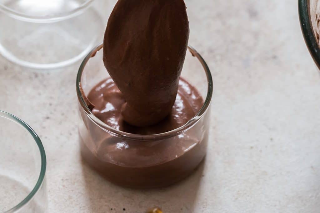 chocolate pudding added in to pudding cups