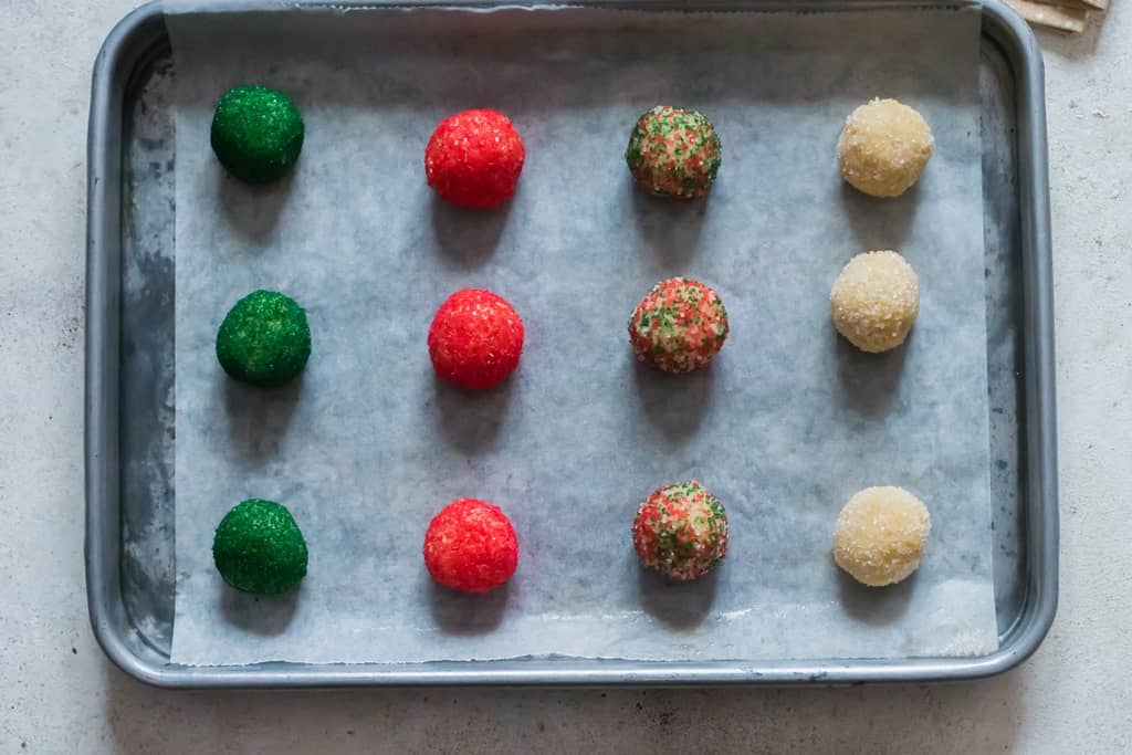 cookies arranged on baking tray before baking