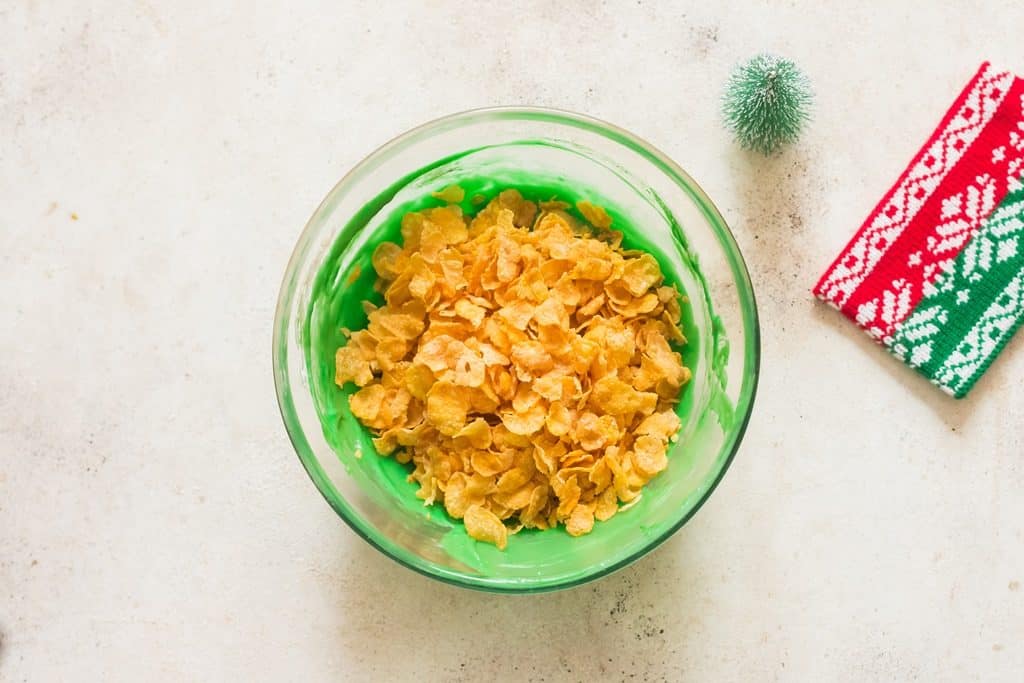 cornflakes added to marshmallow melts