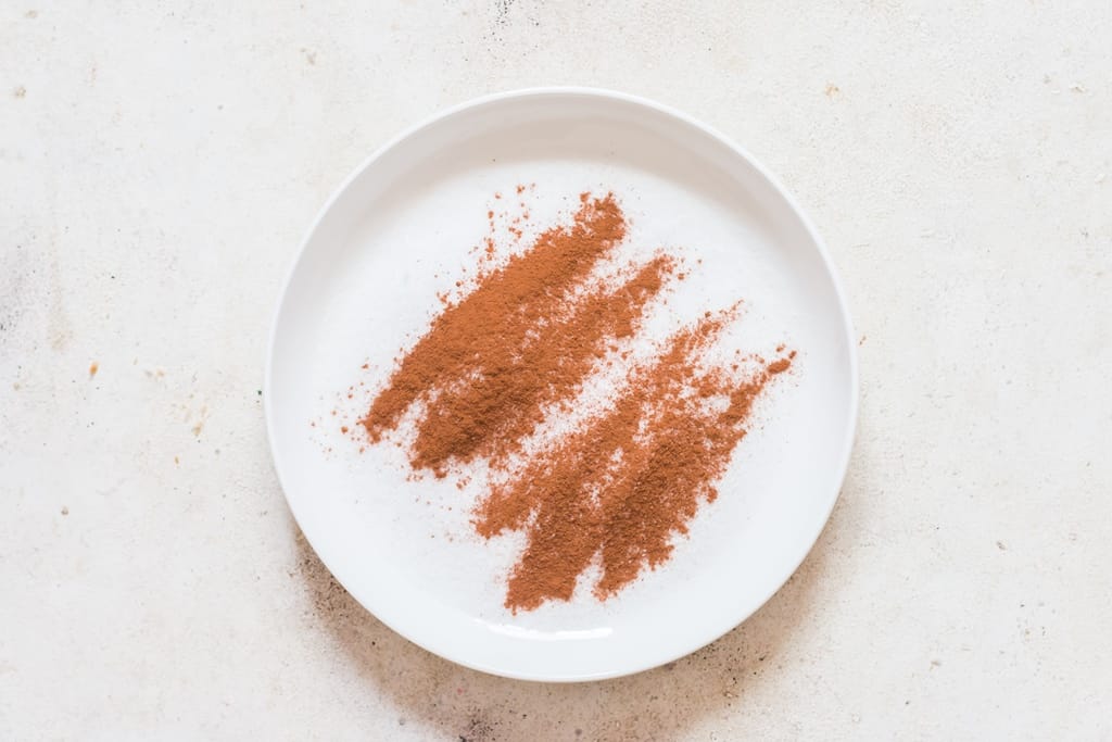 cinnamon sugar mix in plate