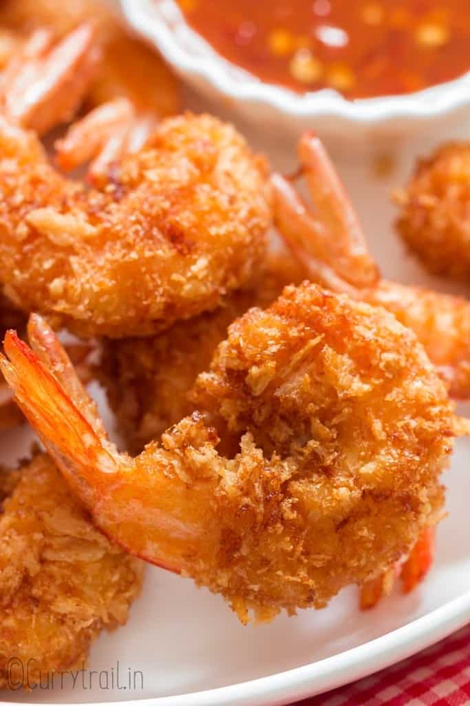 coconut crusted shrimp with dipping sauce