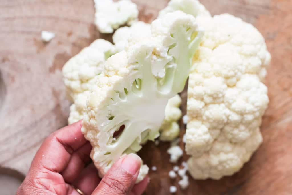 cutting cauliflower steaks