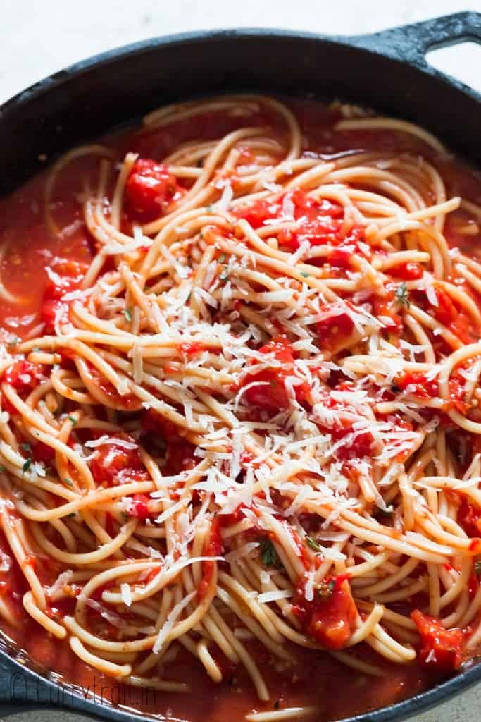 pasta with roasted cherry tomato sauce