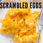60 seconds egg scramble on white plate with text