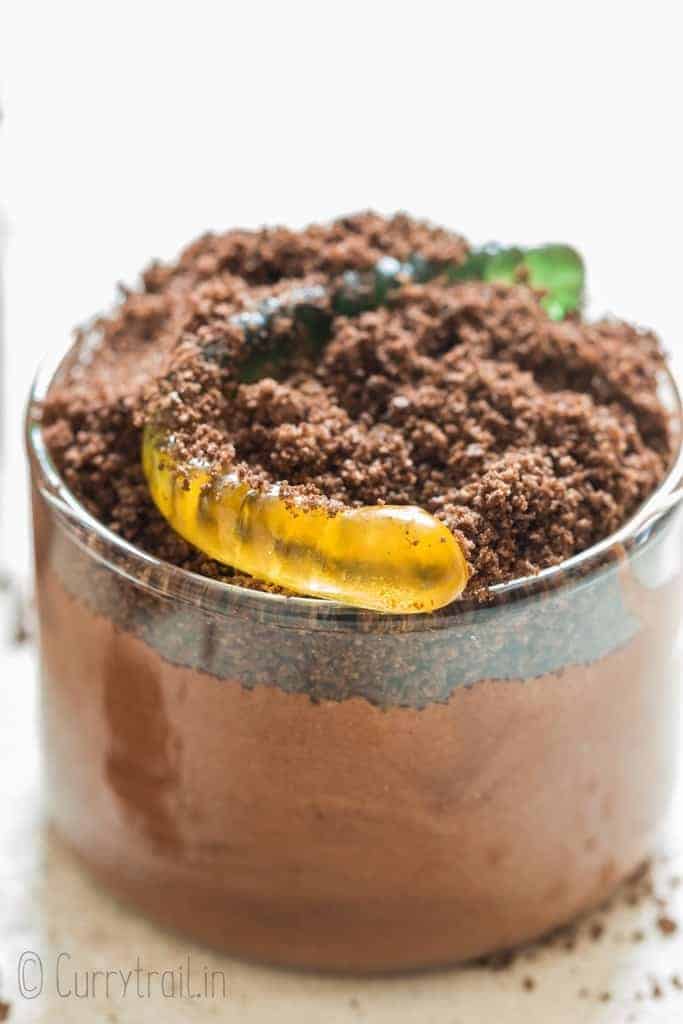 Easy Chocolate Dirt Pie Cups (With Variations!) - On My Kids Plate