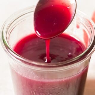easy to make pomegranate molasses in jar