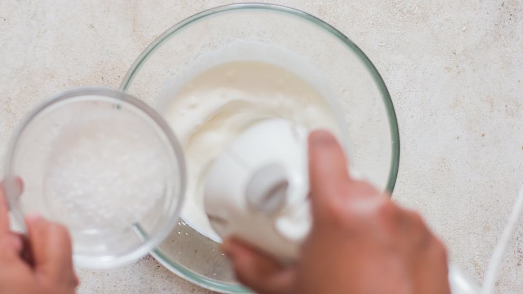 whipping cream with sugar