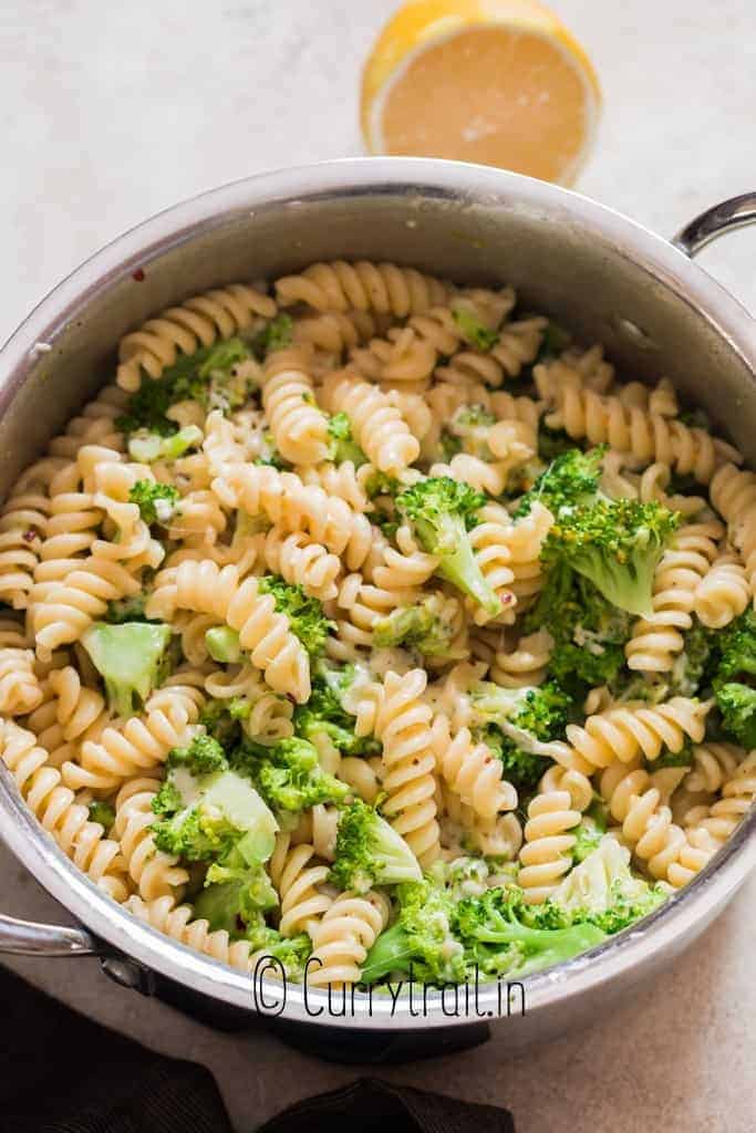 broccoli fusilli pasta cooked in large pot