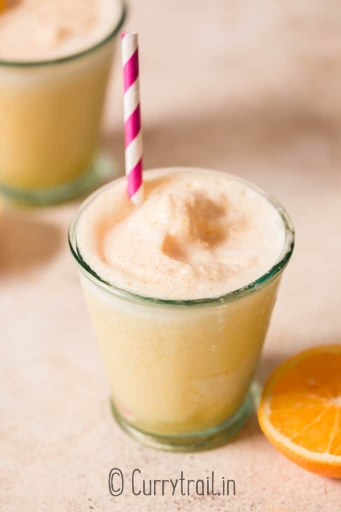 copycat orange Julius in 2 glasses