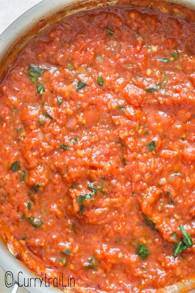 close up of marinara style tomato sauce