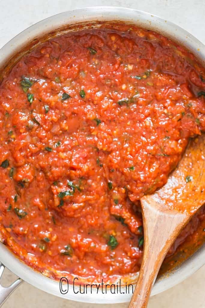 marinara sauce cooked in pan