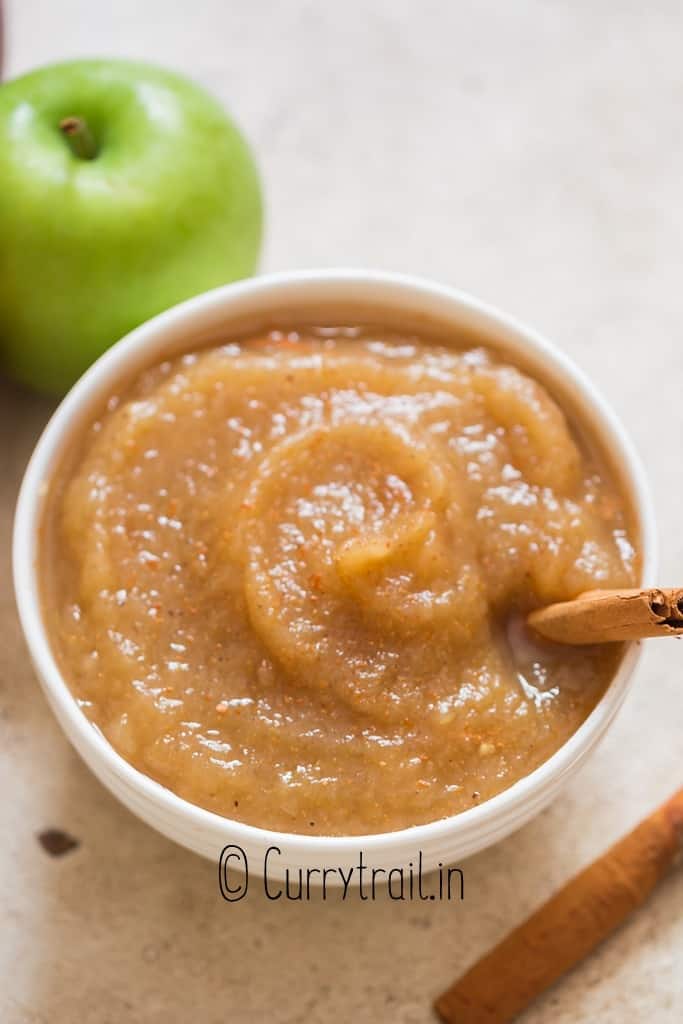 easy and fast homemade applesauce in bowl