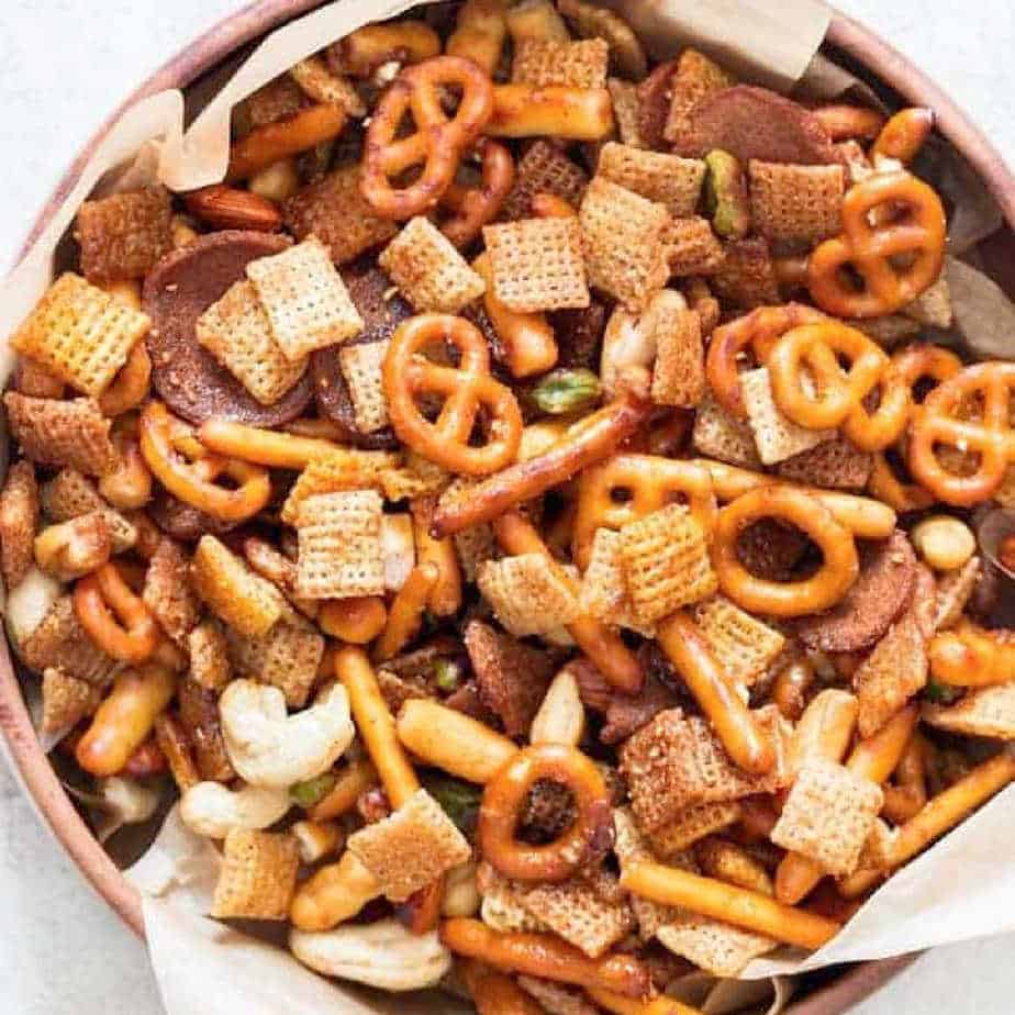 https://www.currytrail.in/wp-content/uploads/2021/11/Sweet-Spicy-Chex-Mix-Featured-Image-1200-x-1200-.jpg