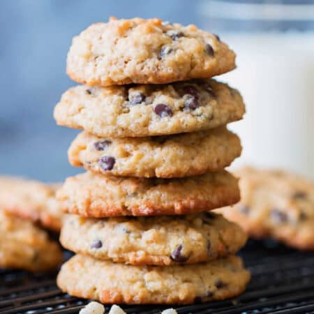 crispy chew cookies with oats and coconut