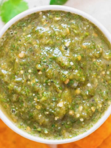 blended tomatillo salsa verde with nacho chips