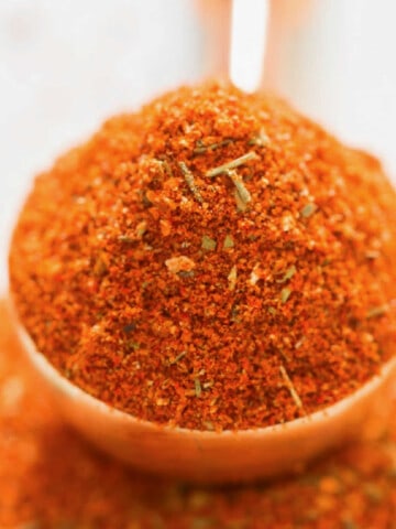 easy cajun spice mix in spoon