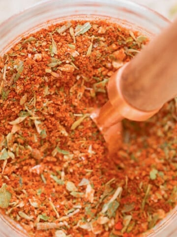 close up of Creole seasoning