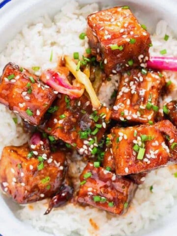 general tso tofu with rice in bowl