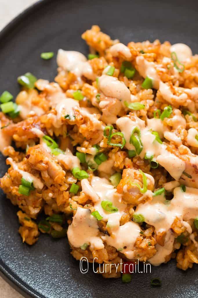 hibachi fried rice with yum yum sauce